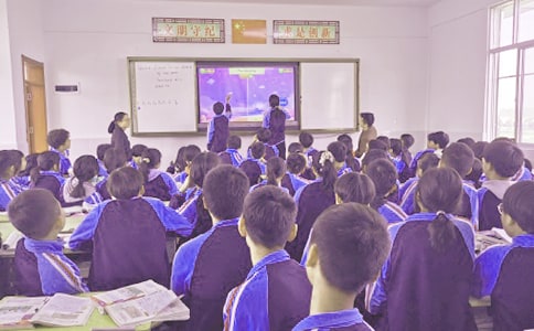 《花球啦啦操》教学反思(通用8篇)