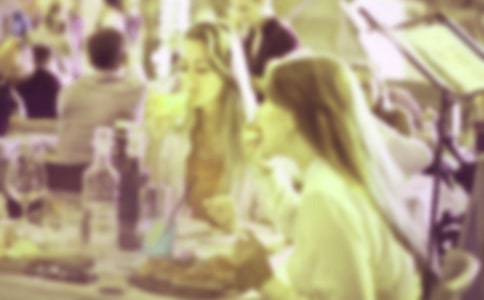 企业酒会欢迎词