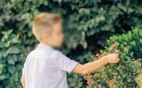 小男孩自我介绍通用