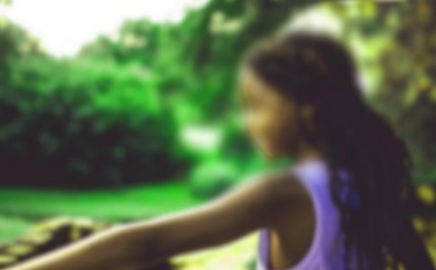 女孩自我介绍作文