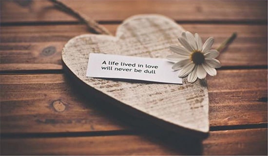 最新爱情座右铭句子大全70句精选