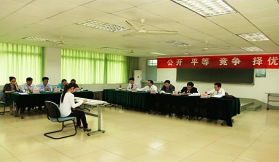 单招面试的自我介绍