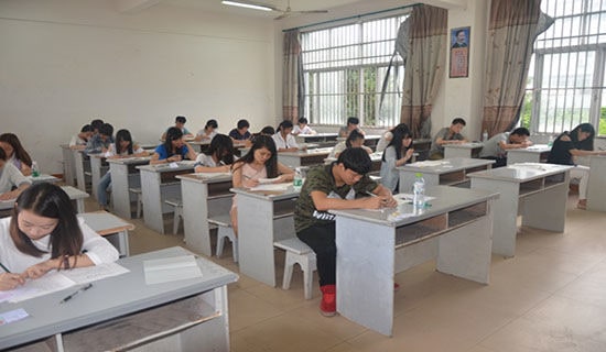 中学生诚信考试演讲稿